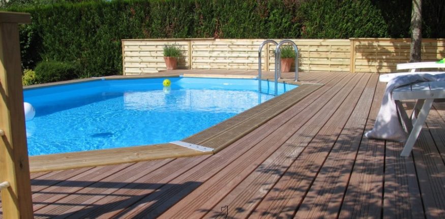 installer une piscine en bois