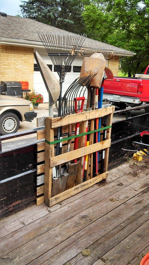 Rangement outils de jardin en bois : ce qu'il faut savoir