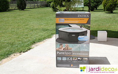 Emballage du spa gonflable Intex 28454