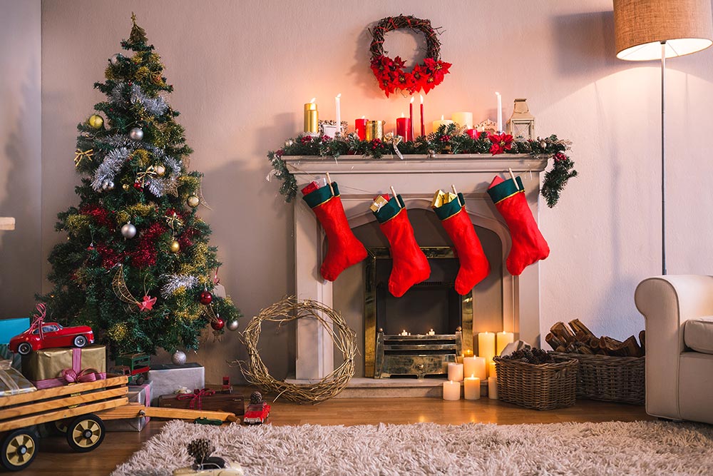 Comment disposer la guirlande lumineuse de son sapin ? - Blog Noël Chic :  conseils déco & sapin de Noël