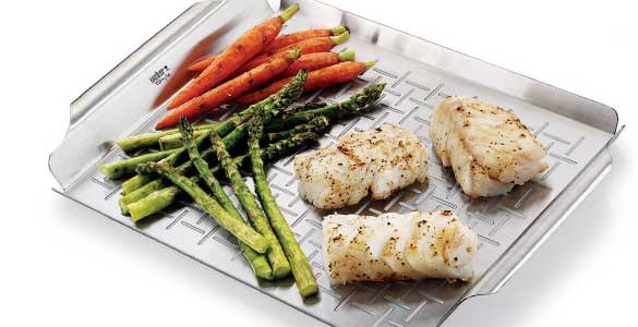 Panier pour cuire légumes et poisson au barbecue