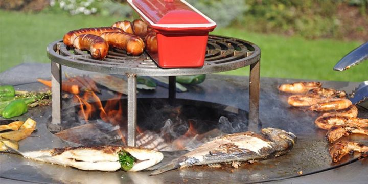 Quand le barbecue devient un élément incontournable du jardin